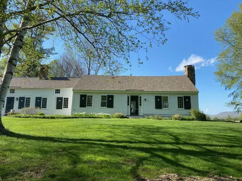 2347 Hapgood Pond Road Peru VT 05152