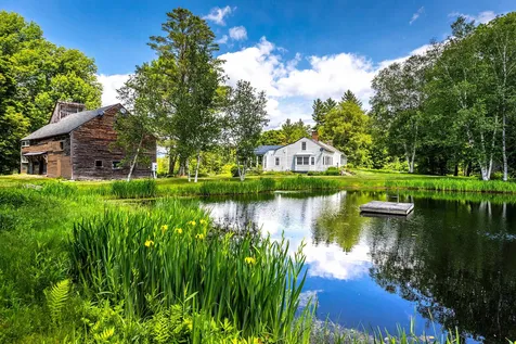 2347 Hapgood Pond Road Peru VT 05152