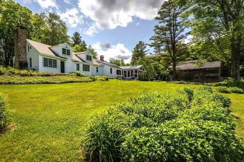 2347 Hapgood Pond Road Peru VT 05152