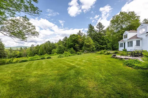 2347 Hapgood Pond Road Peru VT 05152
