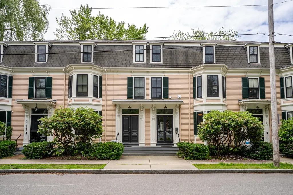 456 Lincoln Avenue Portsmouth NH 03801