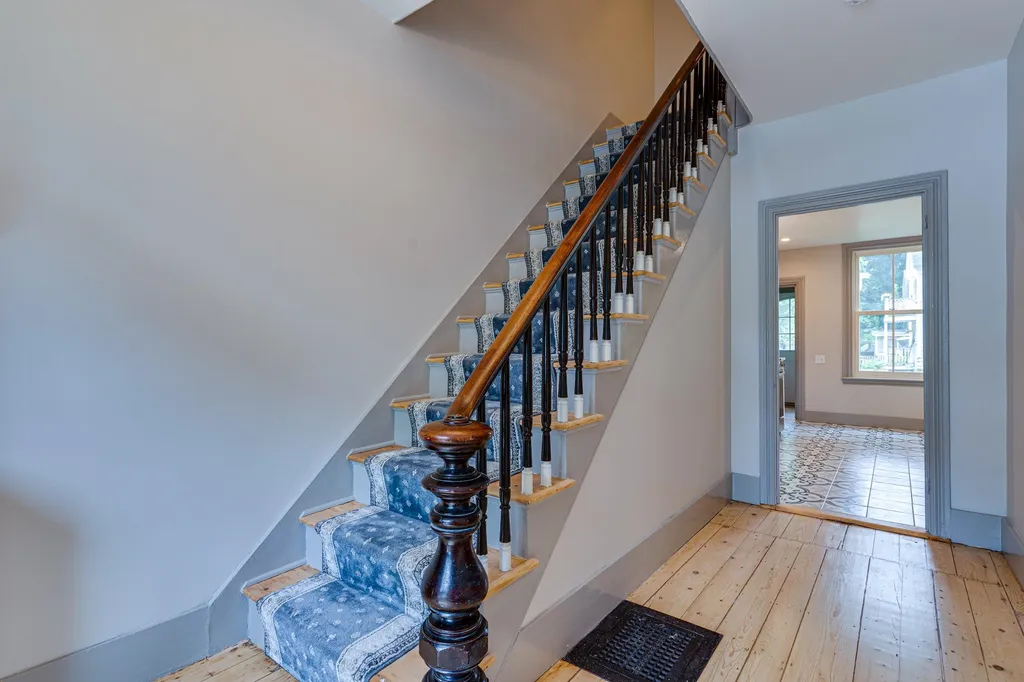 456 Lincoln Avenue Portsmouth NH 03801