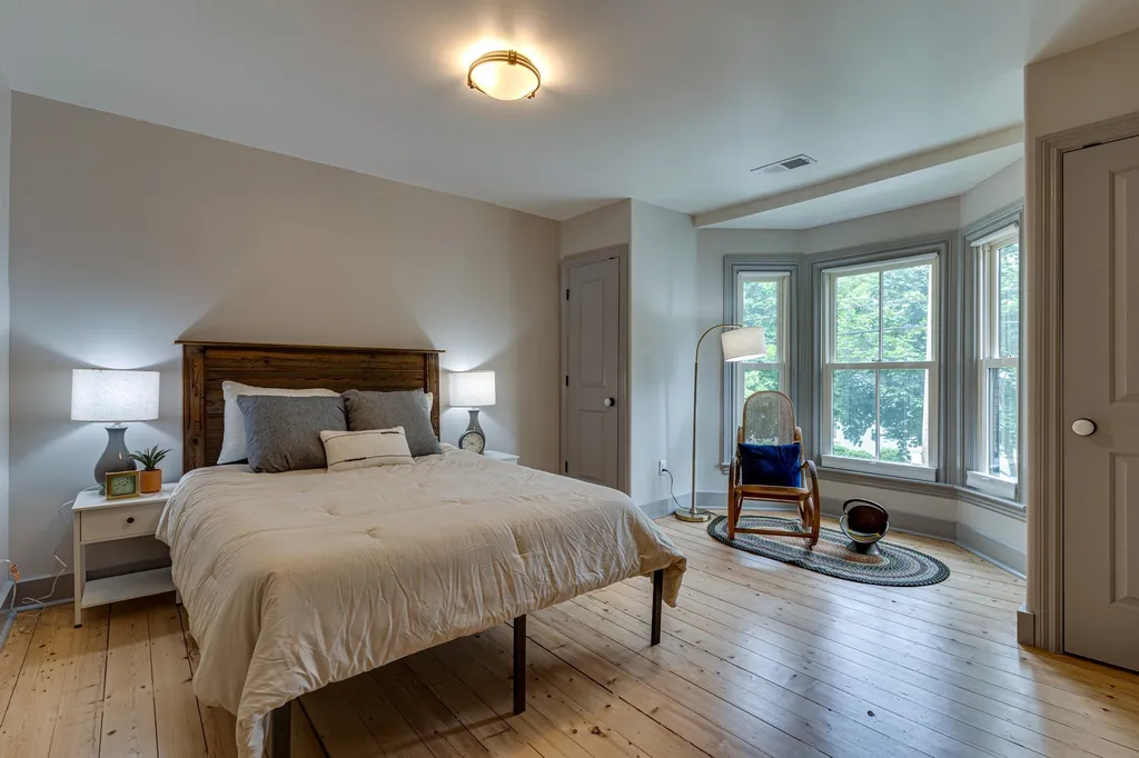 456 Lincoln Avenue Portsmouth NH 03801