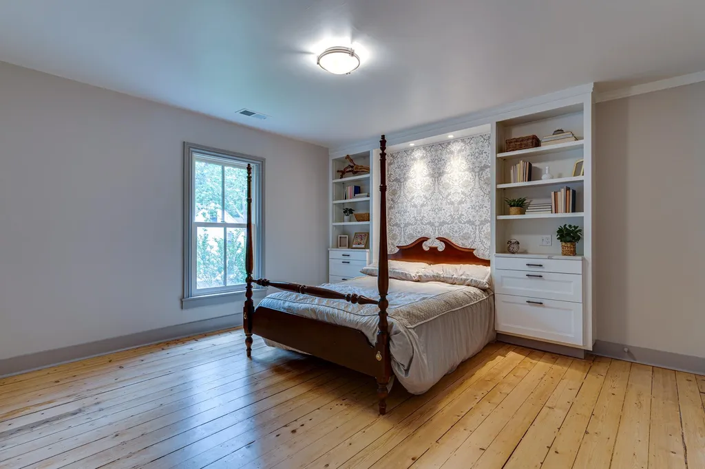456 Lincoln Avenue Portsmouth NH 03801