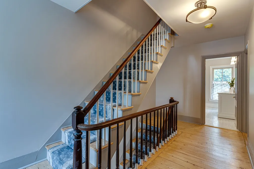 456 Lincoln Avenue Portsmouth NH 03801