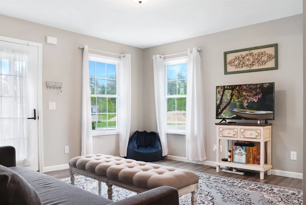 17a Margarets Way Ossipee NH 03864