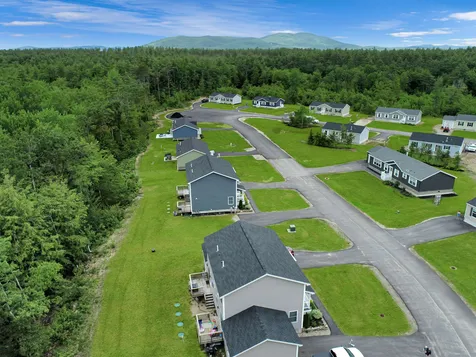 17a Margarets Way Ossipee NH 03864