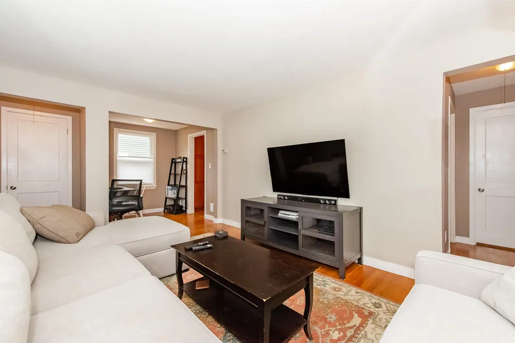 166 Decatur Road Portsmouth NH 03801