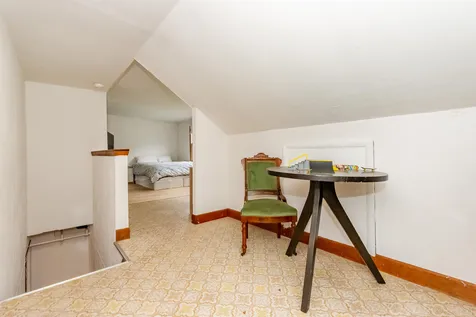 166 Decatur Road Portsmouth NH 03801
