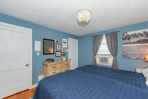 166 Decatur Road Portsmouth NH 03801