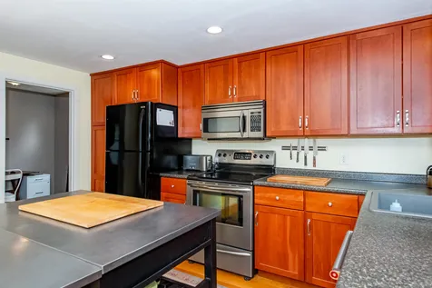 166 Decatur Road Portsmouth NH 03801