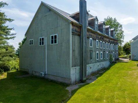 1921 Parade Road Laconia NH 03246