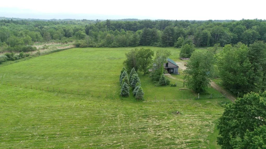 5 Hillcrest Drive Stratham NH 03885