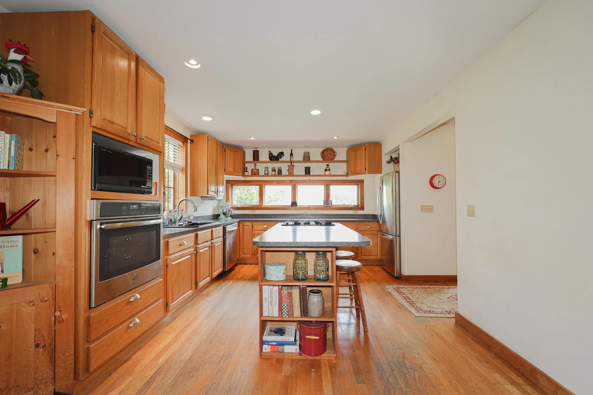 5 Hillcrest Drive Stratham NH 03885