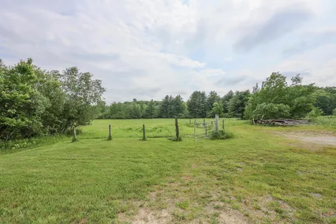 5 Hillcrest Drive Stratham NH 03885