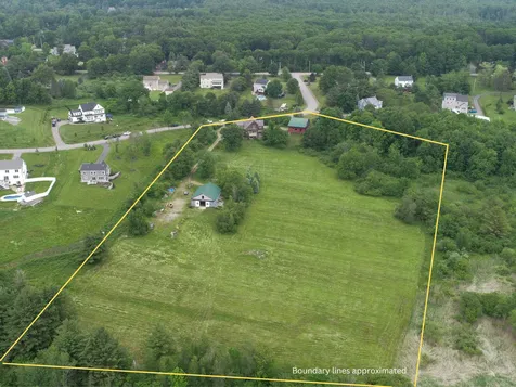 5 Hillcrest Drive Stratham NH 03885