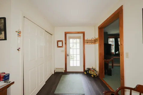 5 Hillcrest Drive Stratham NH 03885