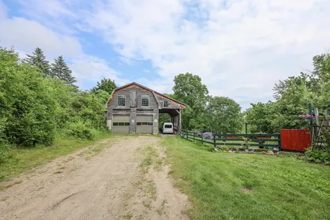 5 Hillcrest Drive Stratham NH 03885