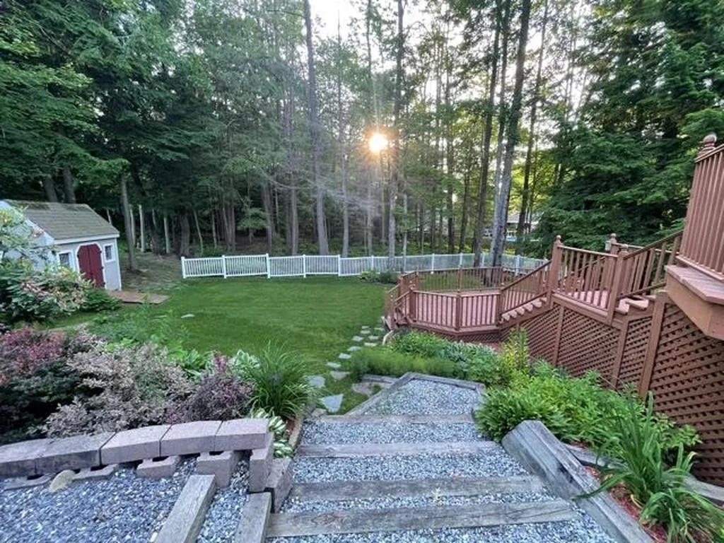 3 Cindy Avenue Claremont NH 03743