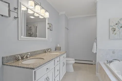 5 Fieldstone Lane Hampton Falls NH 03844