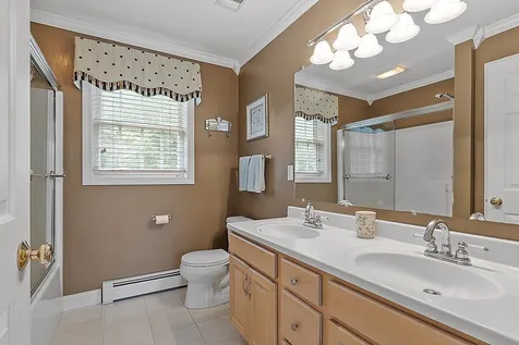 5 Fieldstone Lane Hampton Falls NH 03844