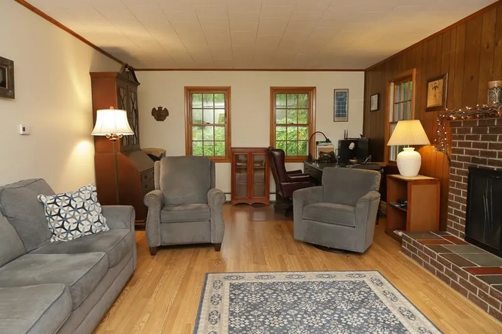 1128 Hardscrabble Road Bristol VT 05443
