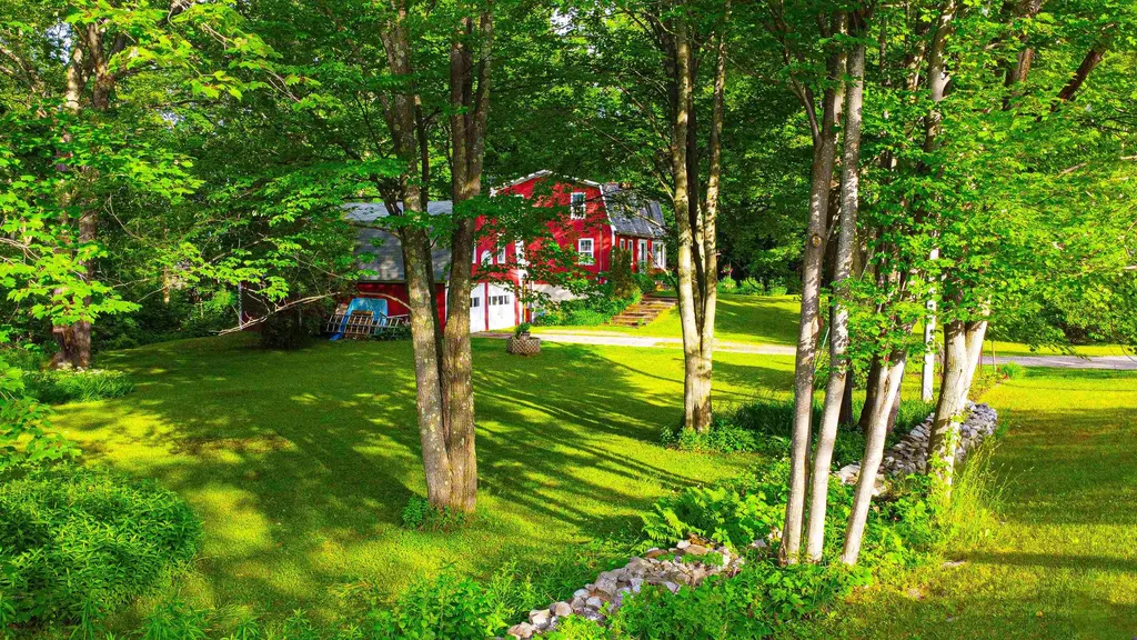 1128 Hardscrabble Road Bristol VT 05443