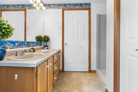 392 Salisbury Road Franklin NH 03235