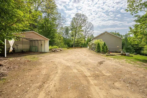 392 Salisbury Road Franklin NH 03235