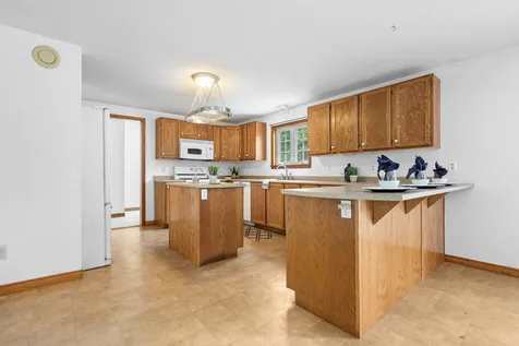 392 Salisbury Road Franklin NH 03235