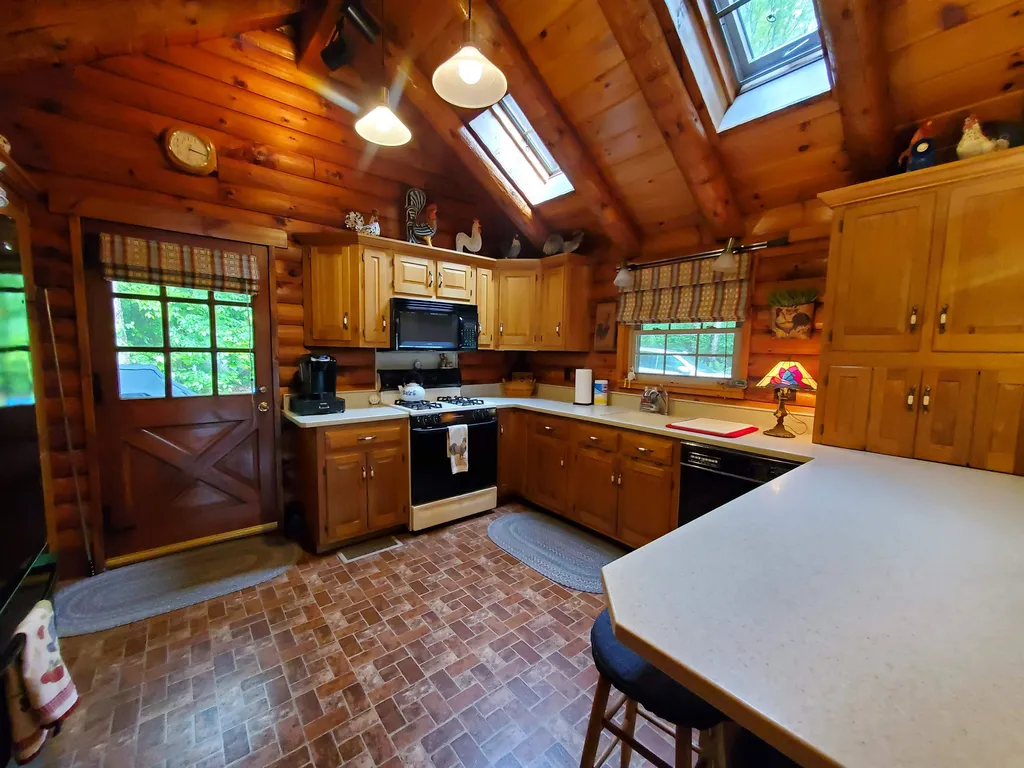 92 Hawley Drive Enfield NH 03748