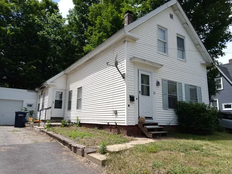 22 Chestnut Street Tilton NH 03276