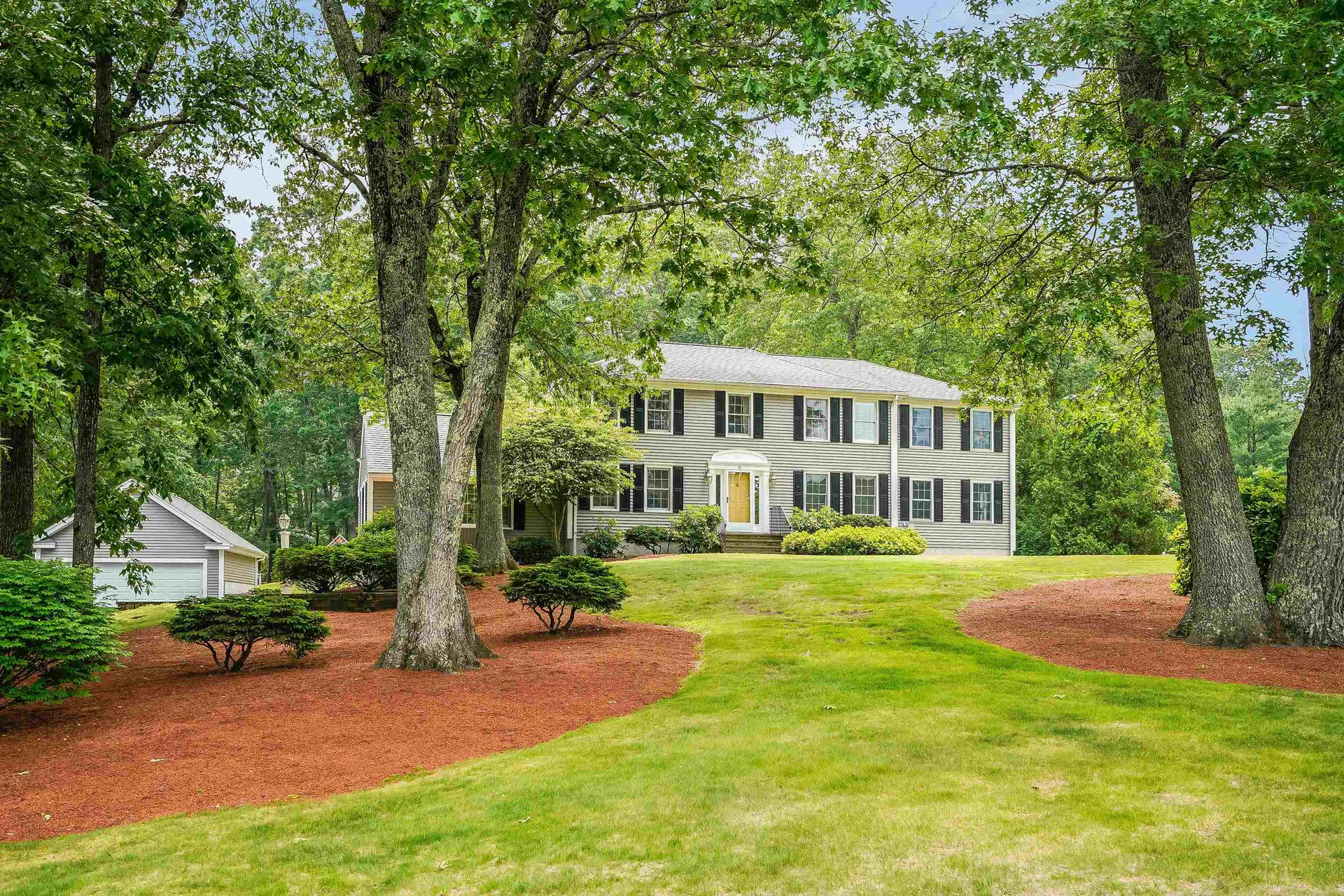 10 Park Avenue Londonderry NH 03053