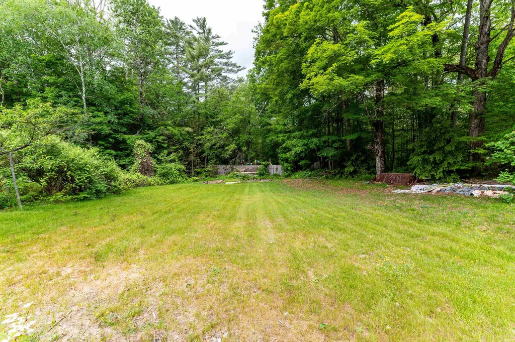 2403 Nh Route 175 Thornton NH 03285