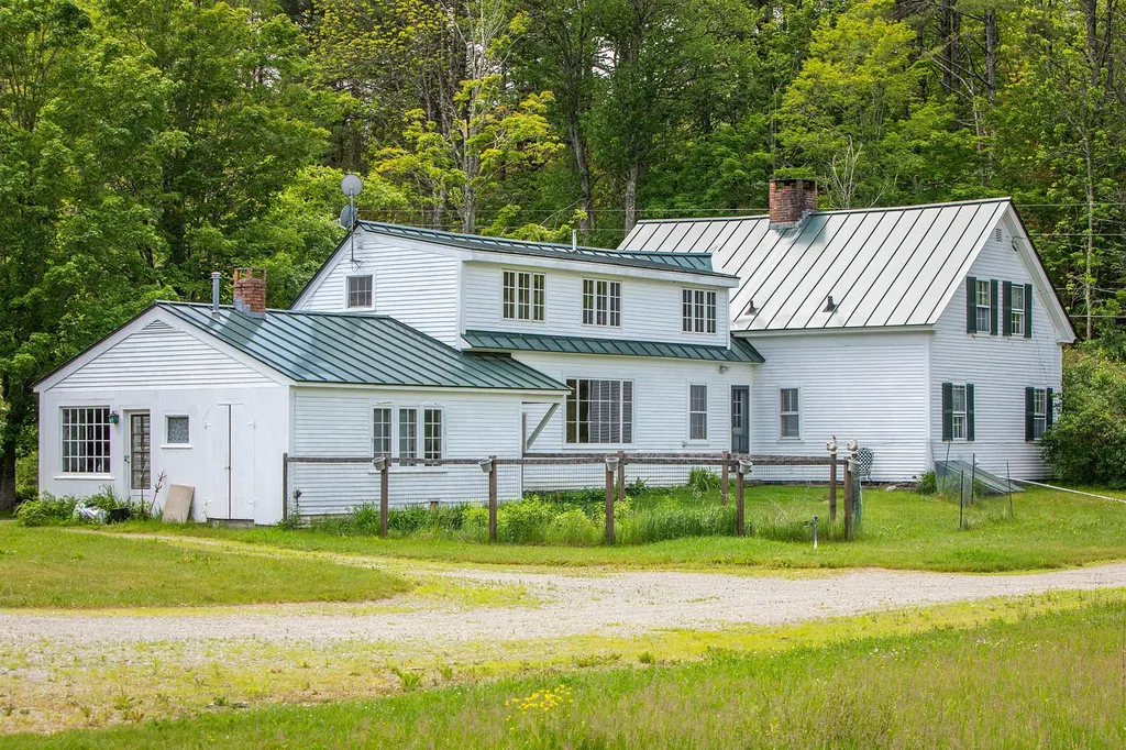 702 Middlebrook Road West Fairlee VT 05045