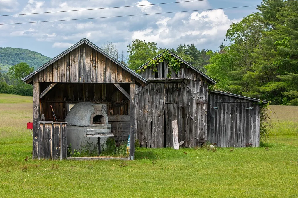 702 Middlebrook Road West Fairlee VT 05045