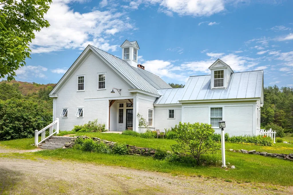702 Middlebrook Road West Fairlee VT 05045