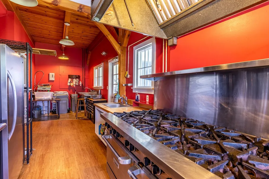702 Middlebrook Road West Fairlee VT 05045
