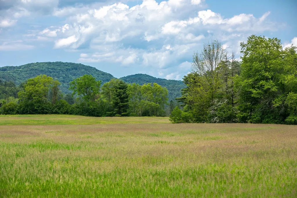 702 Middlebrook Road West Fairlee VT 05045