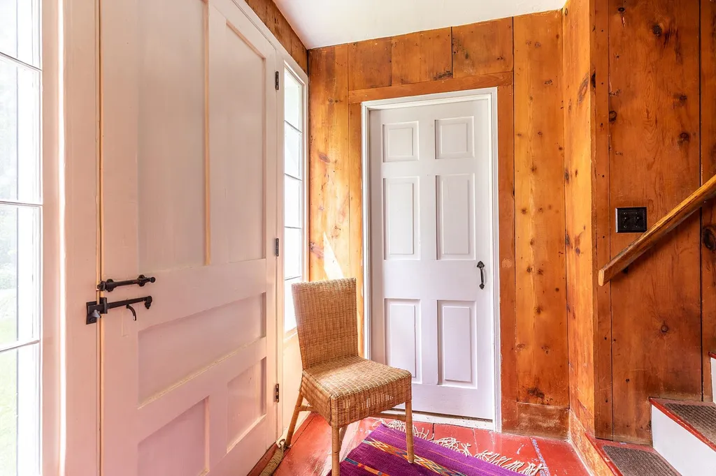 702 Middlebrook Road West Fairlee VT 05045