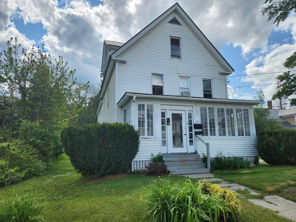 7 Union Street Springfield VT 05156