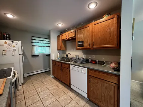 319 Western Avenue Henniker NH 03242