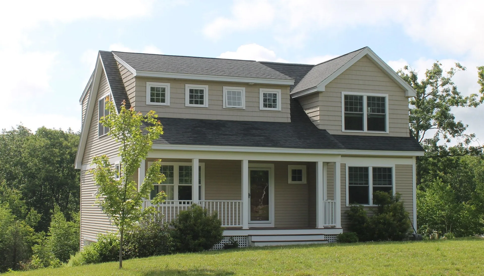 5 Twitchells Way Sandown NH 03873