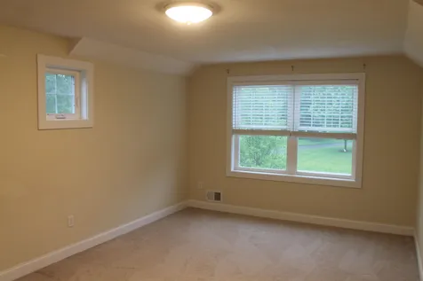 5 Twitchells Way Sandown NH 03873