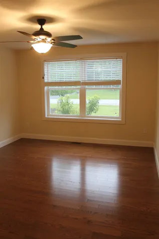 5 Twitchells Way Sandown NH 03873