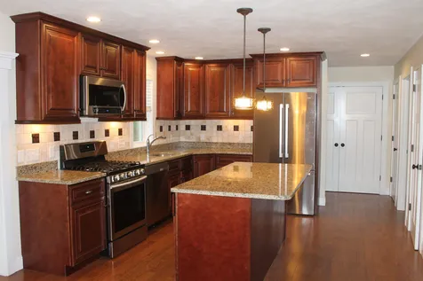 5 Twitchells Way Sandown NH 03873