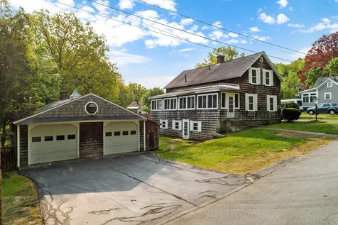 6 Quaker Street Concord NH 03301