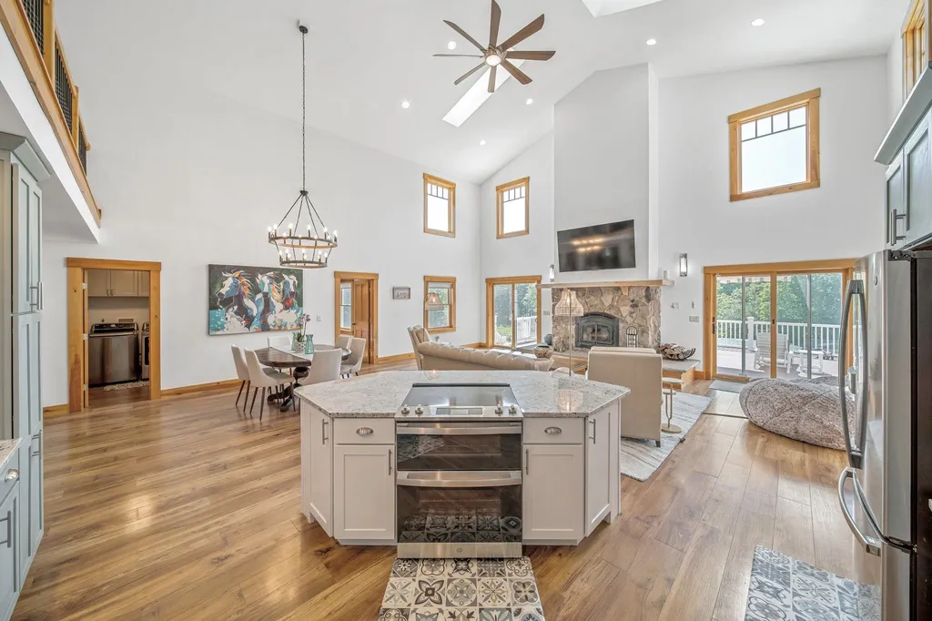 36 Old Settlers Road Barrington NH 03825