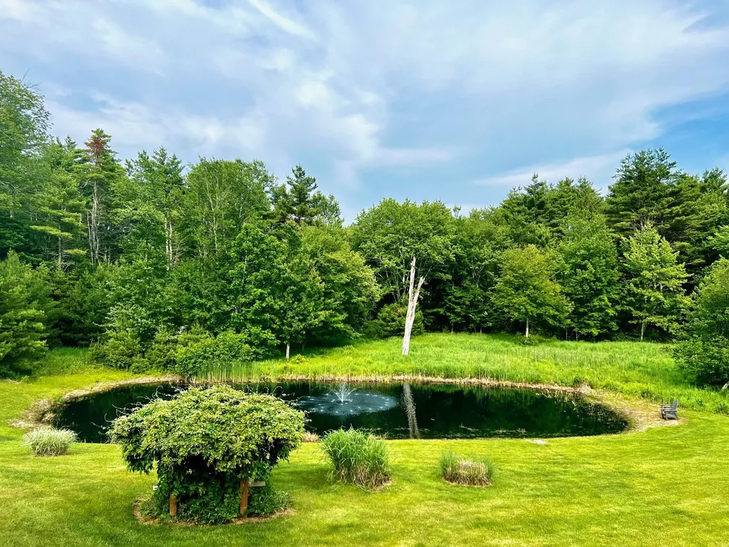 36 Old Settlers Road Barrington NH 03825