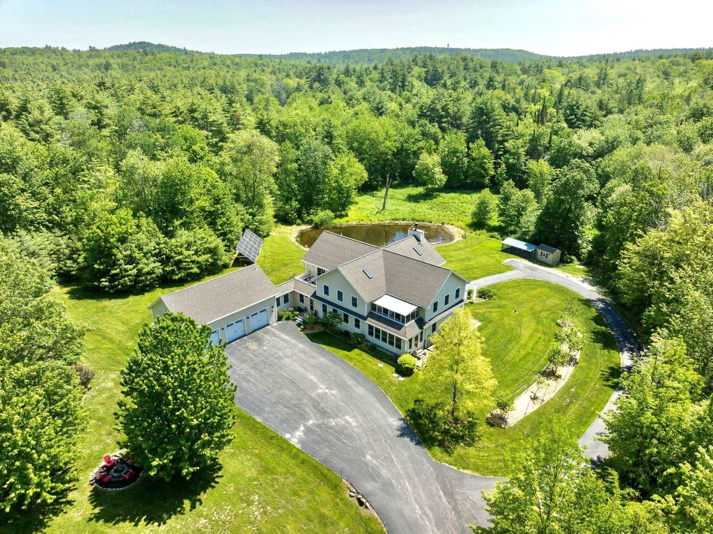 36 Old Settlers Road Barrington NH 03825